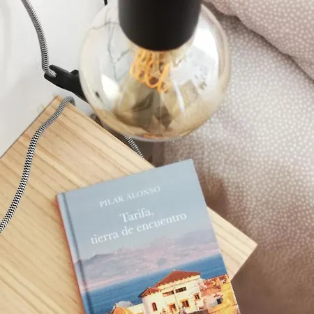 Entres Dos Paraisos: Zahara De Atunes Y Tarifa * La Zarzuela